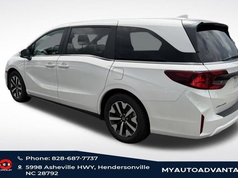 Used 2025 Honda Odyssey EX-L image 2