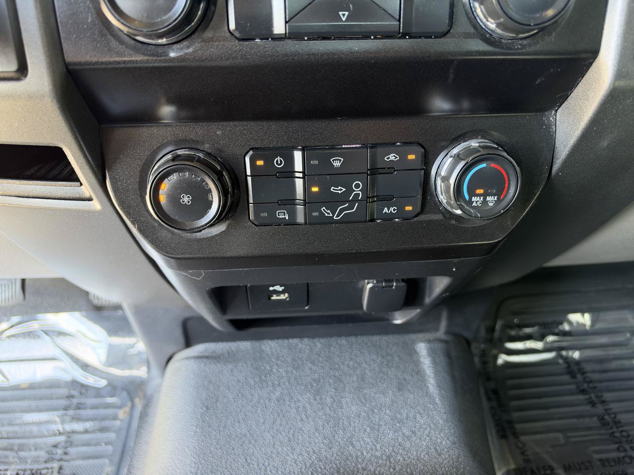 Used 2019 Ford F350 XL w/ Power Equipment Group AWD/4WD image 24