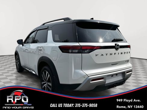 Used 2023 Nissan Pathfinder Platinum AWD/4WD image 3