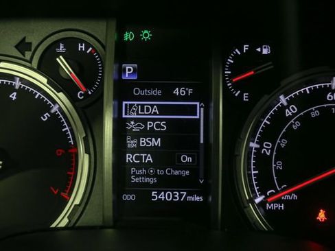 Used 2023 Toyota 4Runner TRD Pro AWD/4WD image 32