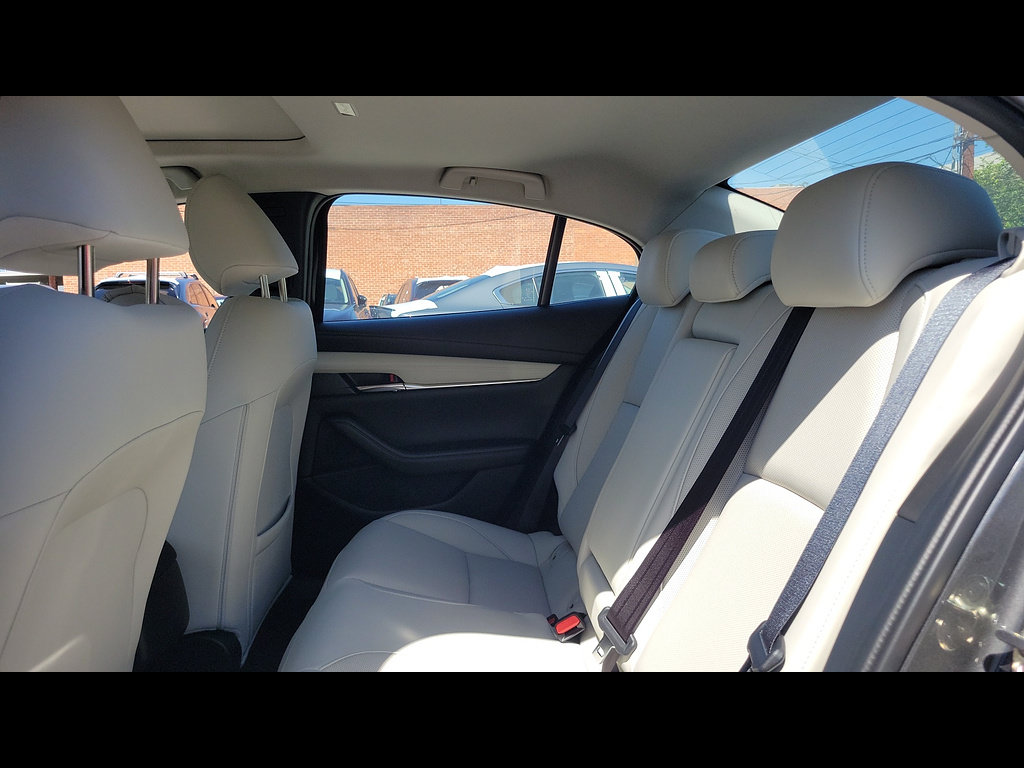New 2026 MAZDA MAZDA3 2.5 Turbo Sedan w/Premium Plus AWD/4WD image 11