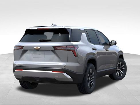 New 2026 Chevrolet Equinox LT w/ Convenience Package II image 3