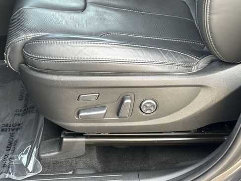 Used 2023 Hyundai Santa Fe Calligraphy AWD/4WD image 14