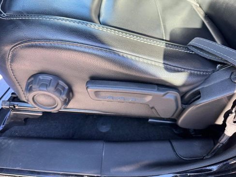 Used 2021 Jeep Wrangler Unlimited Sahara image 15