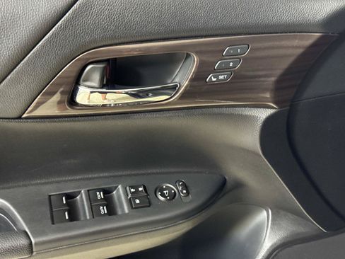 Used 2017 Honda Accord EX-L image 14
