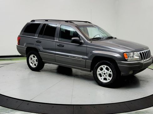 Used 2002 Jeep Grand Cherokee Sport image 3