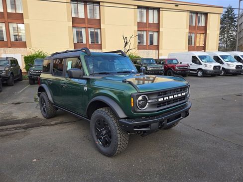 New 2025 Ford Bronco Big Bend w/ Black Diamond Package image 3