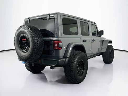 Used 2021 Jeep Wrangler Unlimited Rubicon 4xe w/ Cold Weather Group AWD/4WD image 9