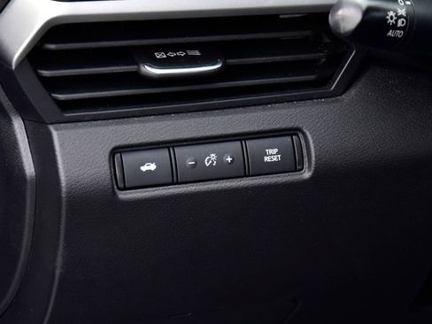 Used 2024 Nissan Altima 2.5 SV image 21