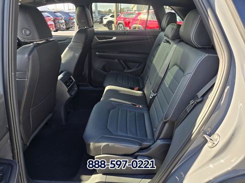 New 2026 Volkswagen Atlas Cross Sport SEL AWD/4WD image 8