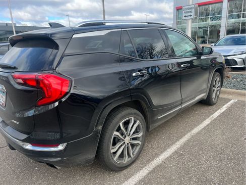 Used 2018 GMC Terrain Denali w/ Advanced Safety Package AWD/4WD image 6
