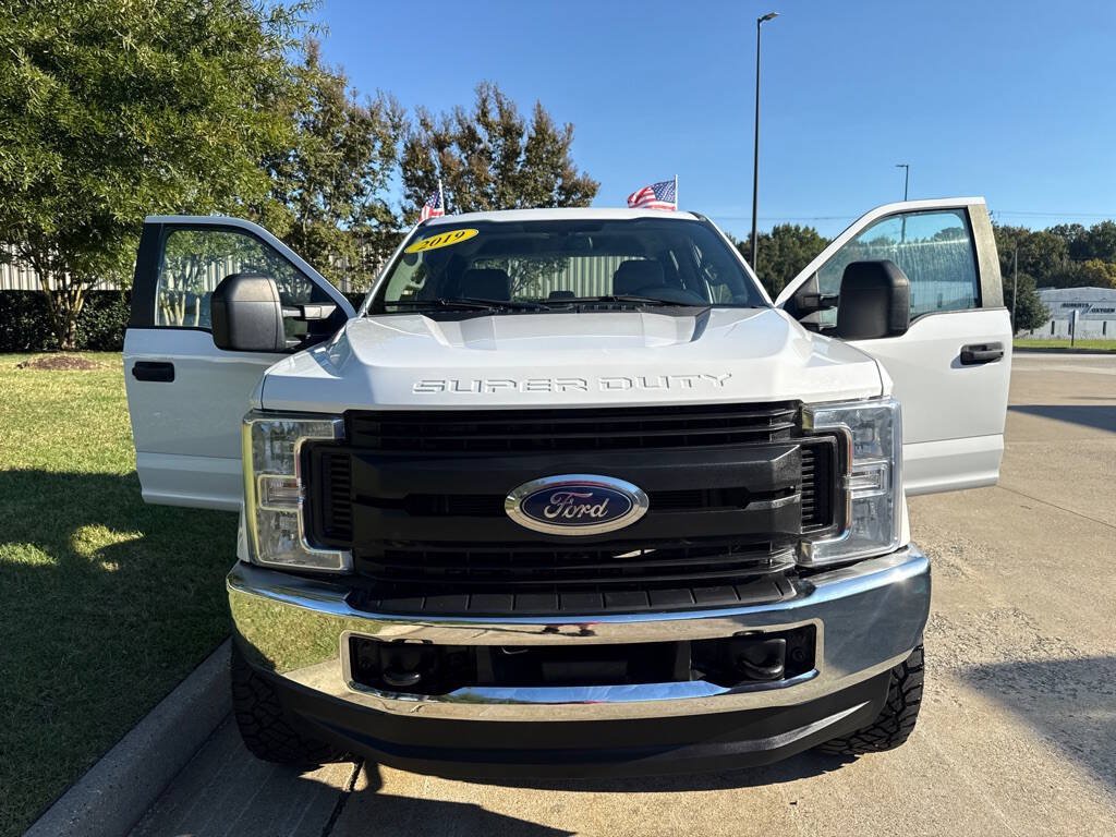 Used 2019 Ford F350 XL AWD/4WD image 8