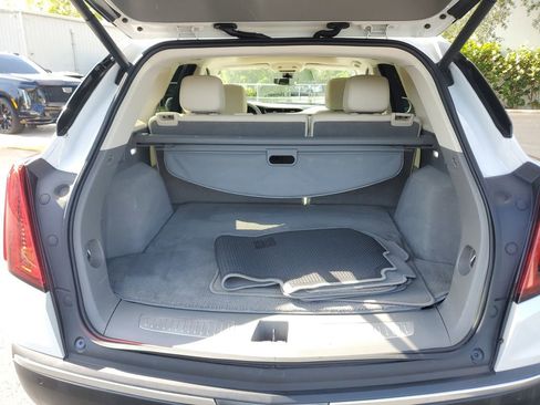 Used 2020 Cadillac XT5 Premium Luxury FWD image 25