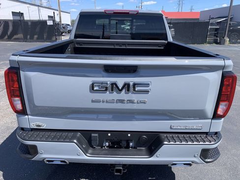 Used 2024 GMC Sierra 1500 Elevation w/ Elevation Premium Package image 8