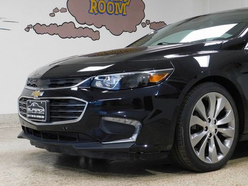 Used 2016 Chevrolet Malibu Premier w/ Driver Confidence Package II image 17