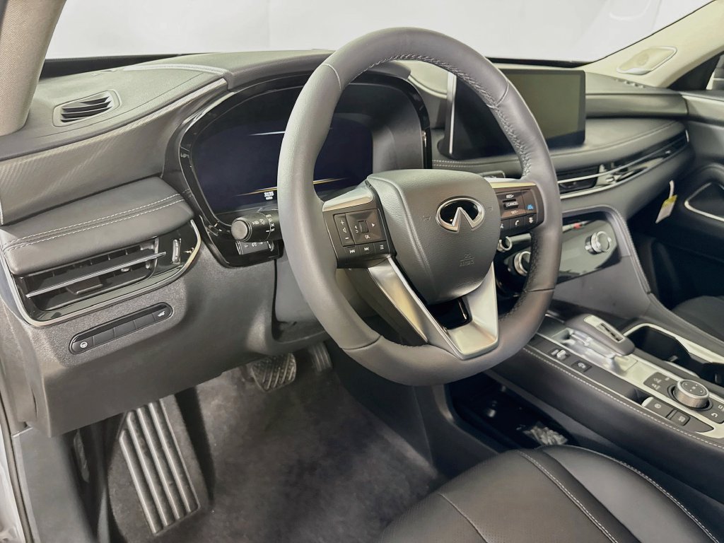 Certified 2027 INFINITI QX60 Luxe w/ Cargo Package FWD image 12