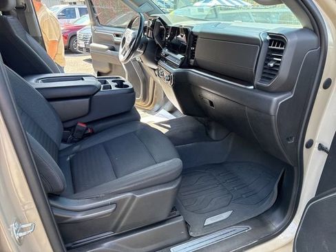 Used 2022 GMC Sierra 1500 Elevation image 24