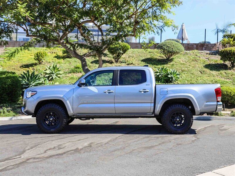 Used 2021 Toyota Tacoma SR5 RWD image 2