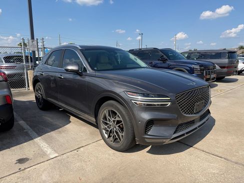Used 2022 Genesis GV70 2.5T w/ Advanced Package AWD/4WD image 1