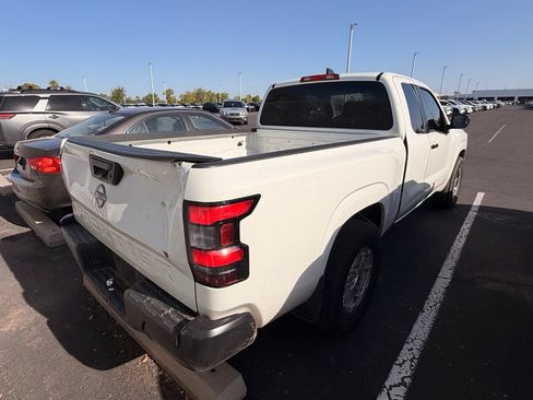 Used 2024 Nissan Frontier S RWD image 5