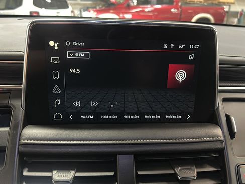 Used 2024 GMC Yukon SLT image 20