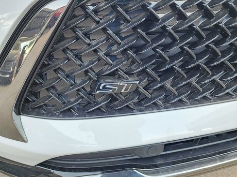 New 2026 Buick Envision Sport Touring image 10