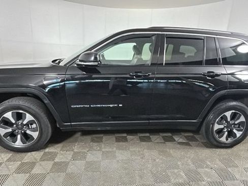 Used 2022 Jeep Grand Cherokee Limited 4xe AWD/4WD image 5