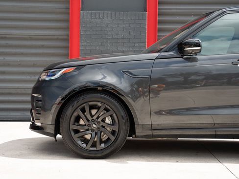 Used 2023 Land Rover Discovery S R-Dynamic AWD/4WD image 8