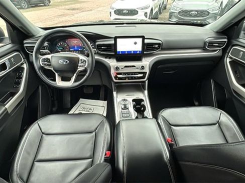 Certified 2023 Ford Explorer XLT w/ Equipment Group 202A image 12