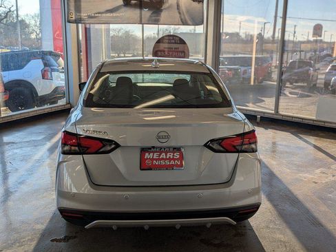 New 2025 Nissan Versa SV w/ Trunk Package FWD image 8
