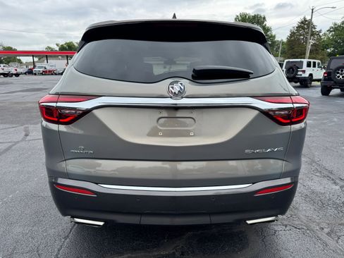 Used 2019 Buick Enclave Premium w/ Experience Buick Package FWD image 6
