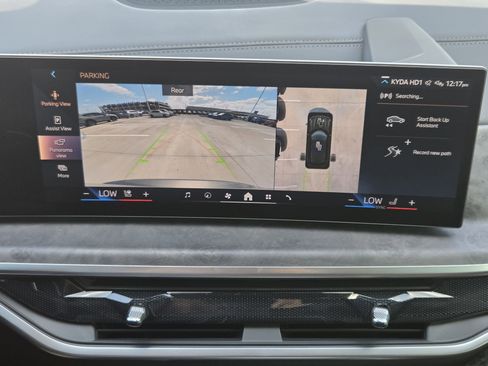 Used 2024 BMW X5 xDrive40i w/ M Sport Package image 15