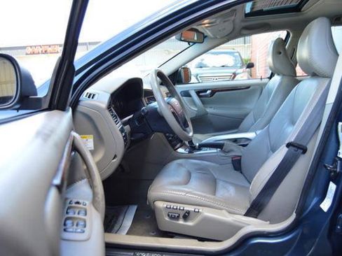 Used 2005 Volvo XC70 AWD/4WD image 11