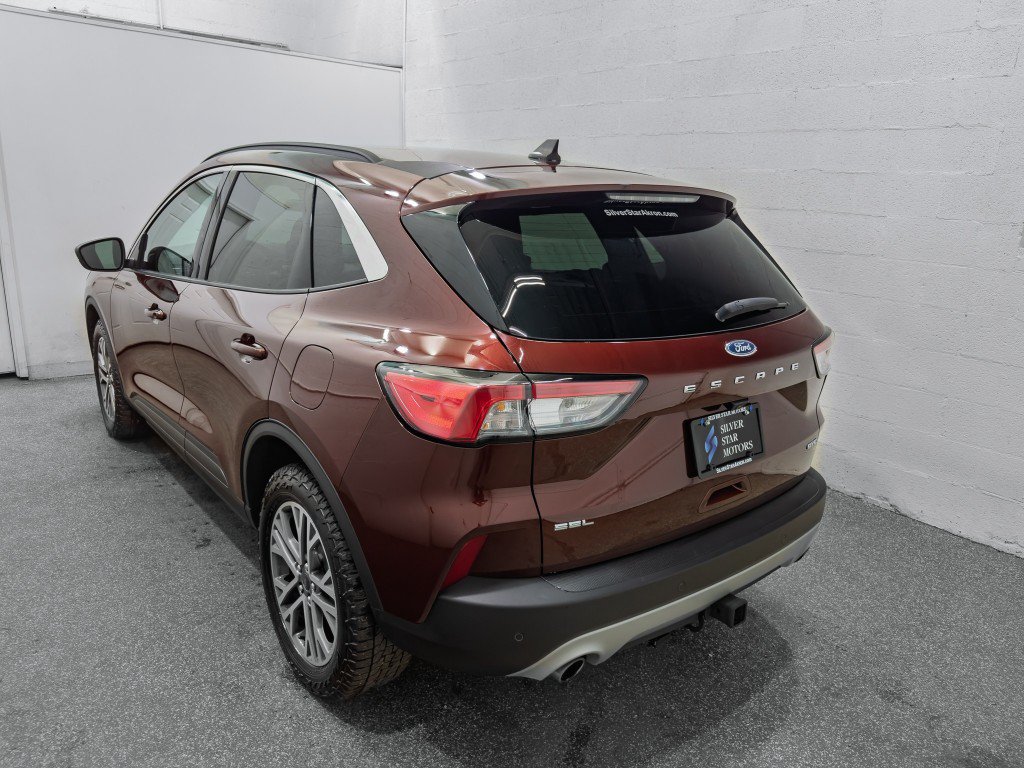 Used 2021 Ford Escape SEL w/ Class II Trailer Tow Package AWD/4WD image 6