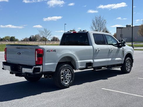 Used 2025 Ford F350 Lariat w/ Camper Package image 7