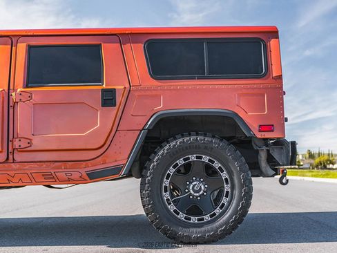 Used 2002 HUMMER H1 4-Door Wagon image 5