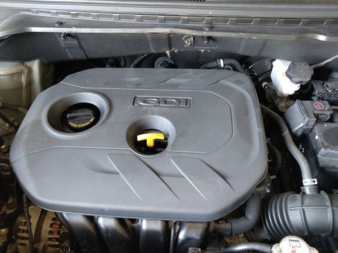 Used 2018 Kia Soul + FWD image 30