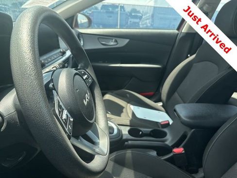 Used 2024 Kia Forte LXS FWD image 16