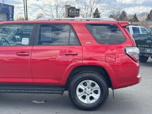 Used 2014 Toyota 4Runner SR5 Premium image 10