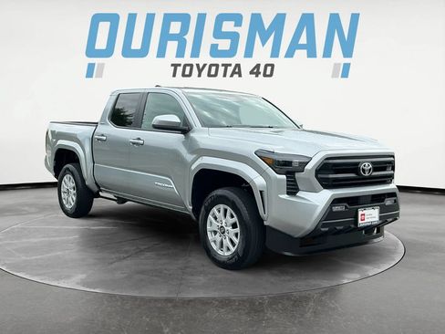 Certified 2026 Toyota Tacoma SR5 AWD/4WD image 1
