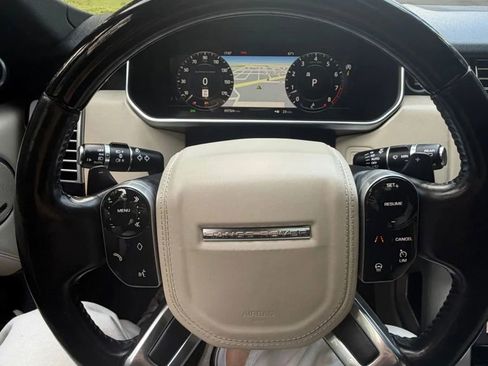 Used 2018 Land Rover Range Rover Long Wheelbase Supercharged image 7