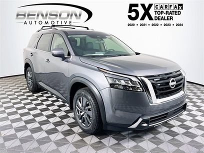 New 2025 Nissan Pathfinder SV