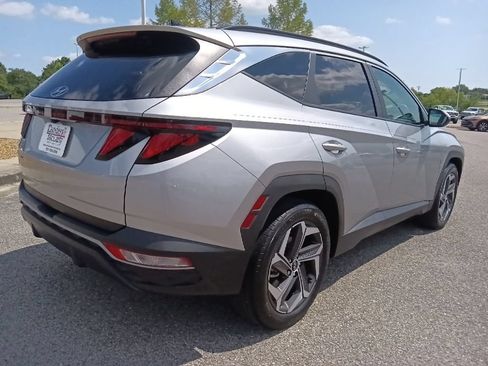 Used 2024 Hyundai Tucson SEL FWD image 3