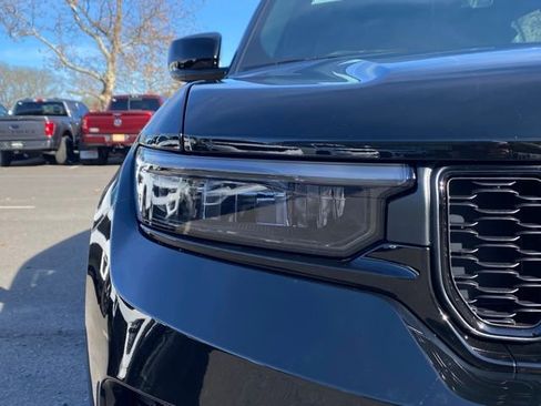 New 2025 Jeep Grand Cherokee Altitude image 11