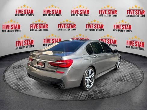 Used 2017 BMW 750i xDrive image 7