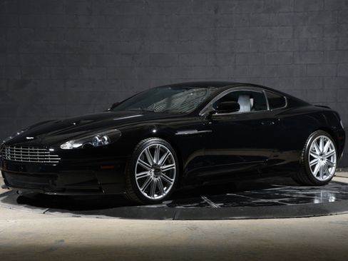 Used 2009 Aston Martin DBS Coupe RWD image 10