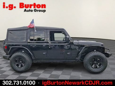 Used 2022 Jeep Wrangler Unlimited Sport AWD/4WD image 7