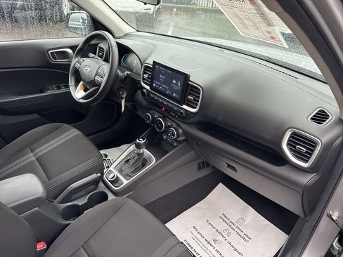 Used 2023 Hyundai Venue SEL w/ Cargo Package FWD image 23