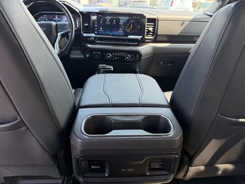 Used 2024 Chevrolet Silverado 1500 LT Trail Boss w/ Convenience Package II AWD/4WD image 25