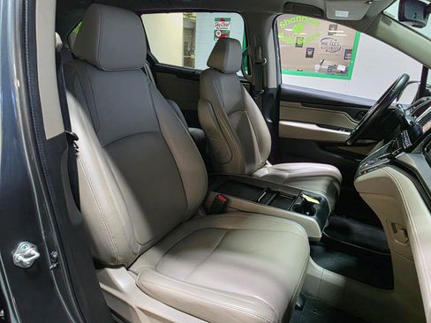 Used 2018 Honda Odyssey EX-L image 25